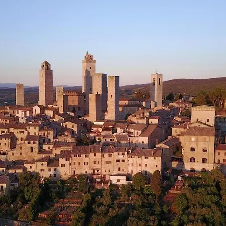 Castello Di Fulignano Ildebrando Superior Apartament San Gimignano